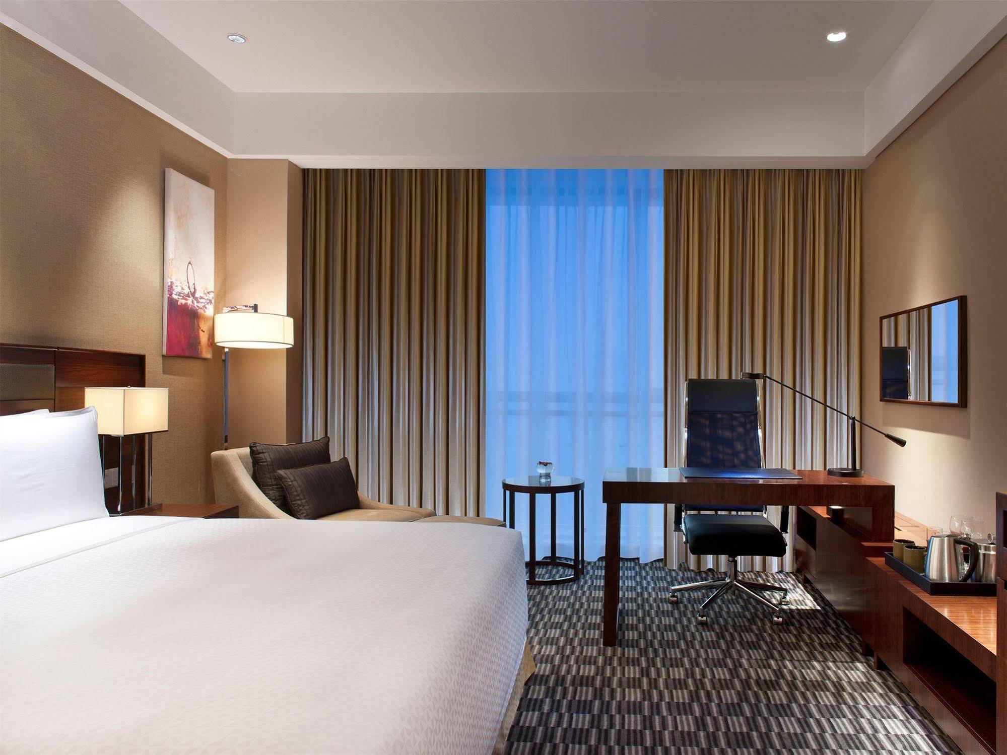 Four Points By Sheraton Taicang Экстерьер фото