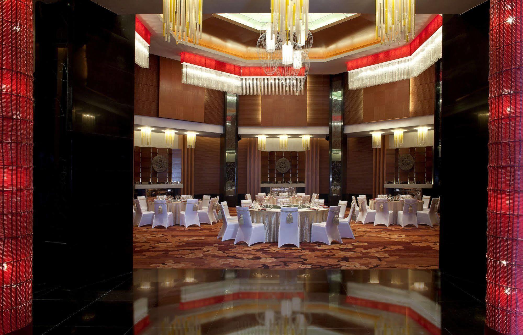 Four Points By Sheraton Taicang Экстерьер фото